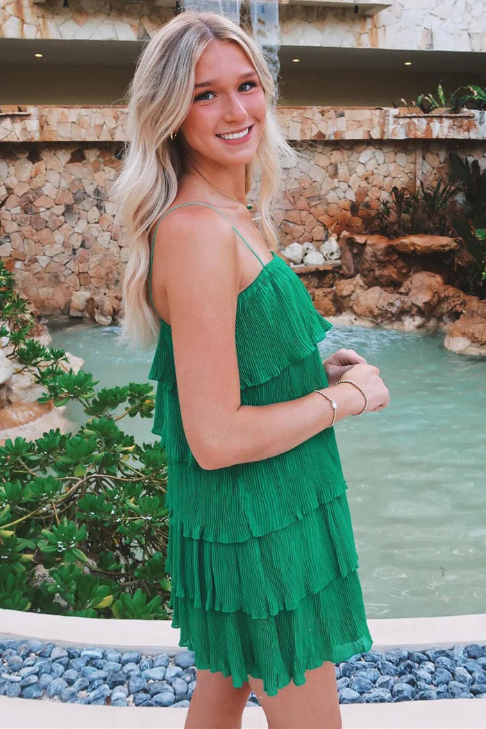 Weitese Dress Green Spaghetti Strap Ruffled Tiered Pleated Homecoming Dress Sleeveless Party Dress